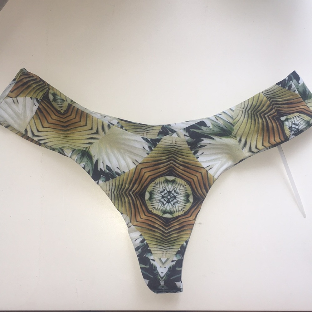 Stonefox bikini bottom